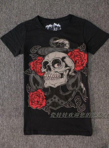 T-shirt skull and roses